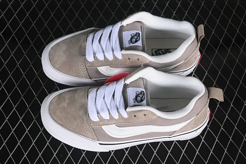 All categories Vans Vans series Vans Low Vans low-top Vans Knu Skool Vans low-top retro casual fat bread shoes VN000D6ZH2B